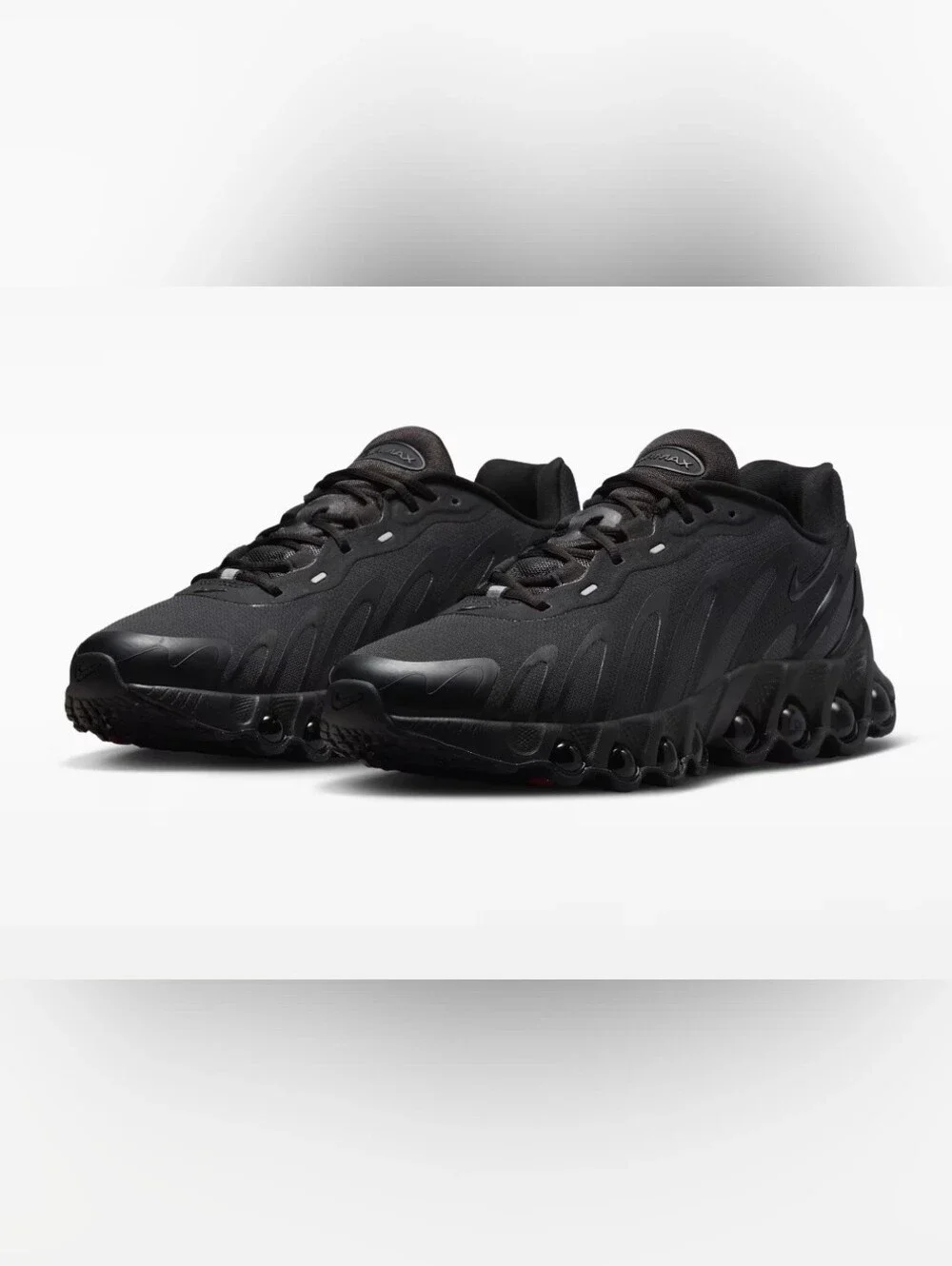 Sz 9.5 - 🆕️ Men's Nike Air Max Dn8 Black Low-Top Running Shoes $210